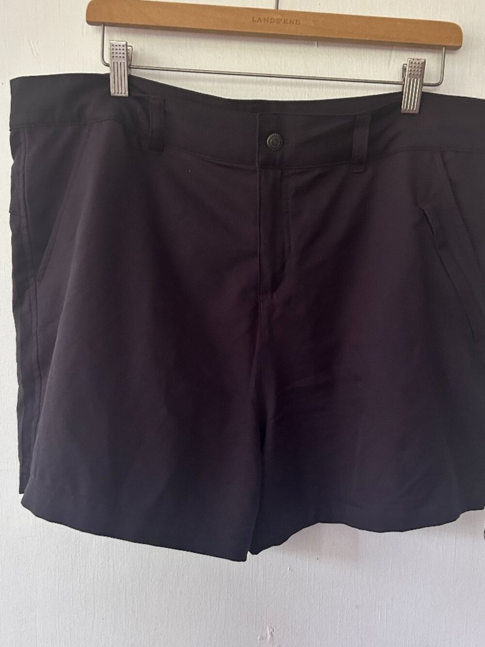 Magellan Black Outdoor Shorts womens XL Pockets Lightweight Hiking Gorpcore